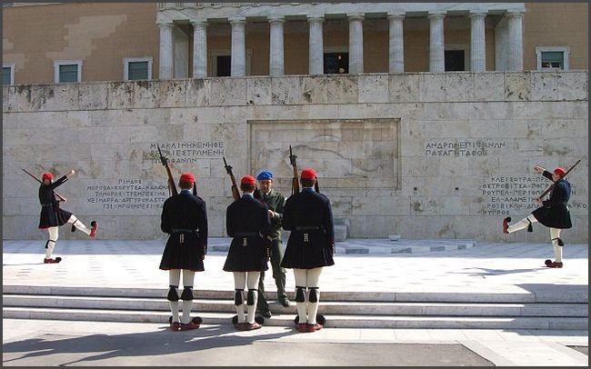 Griechenland 2005 - Athen, Wachablösung am Parlament