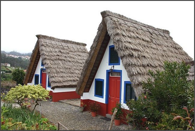 Madeira 2006 - H&auml;user in Santana