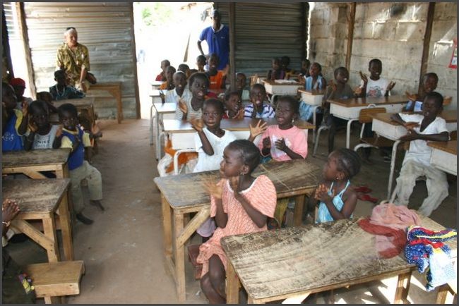 Gambia 2007 - Schule in Bakau