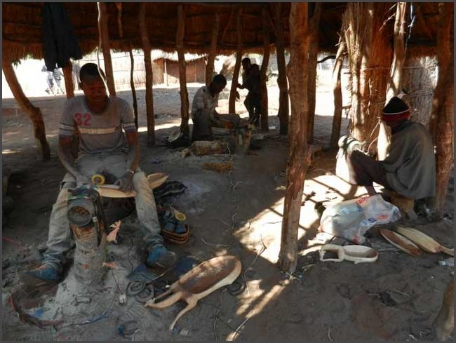 Sambia -Dorf bei Livingstone