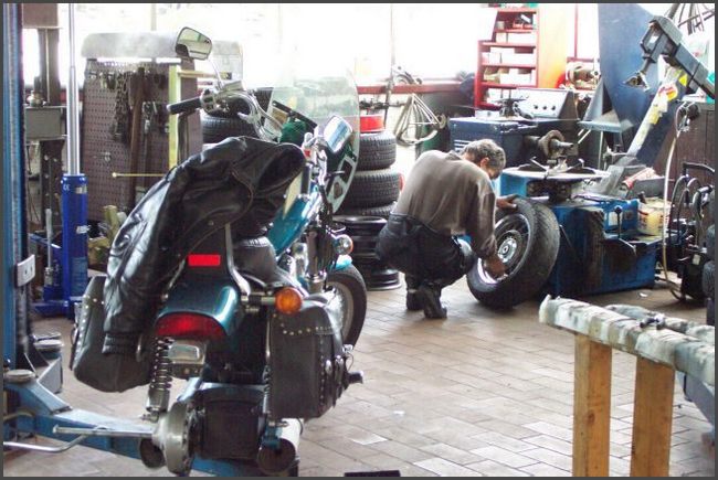 Toskana - Reifen flicken in Oberammergau