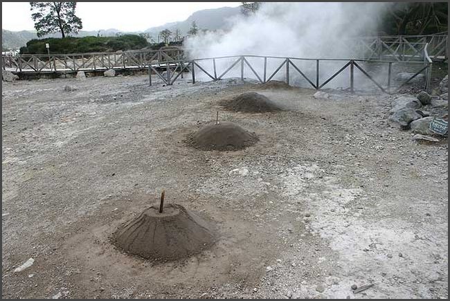Azoren 2017 - Furnas Kochstellen