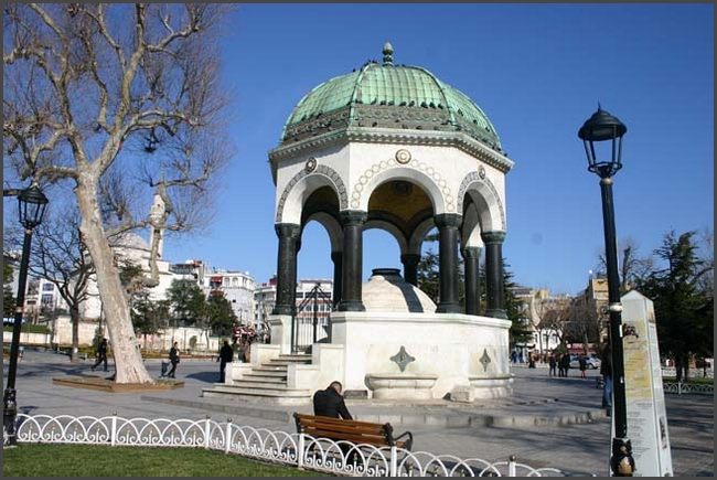 2016 Istanbul - Brunnen am Hippodrom