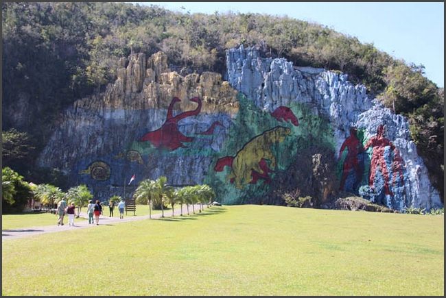 Vinales Tal - Wandmalerei Mural de la Prehistoria